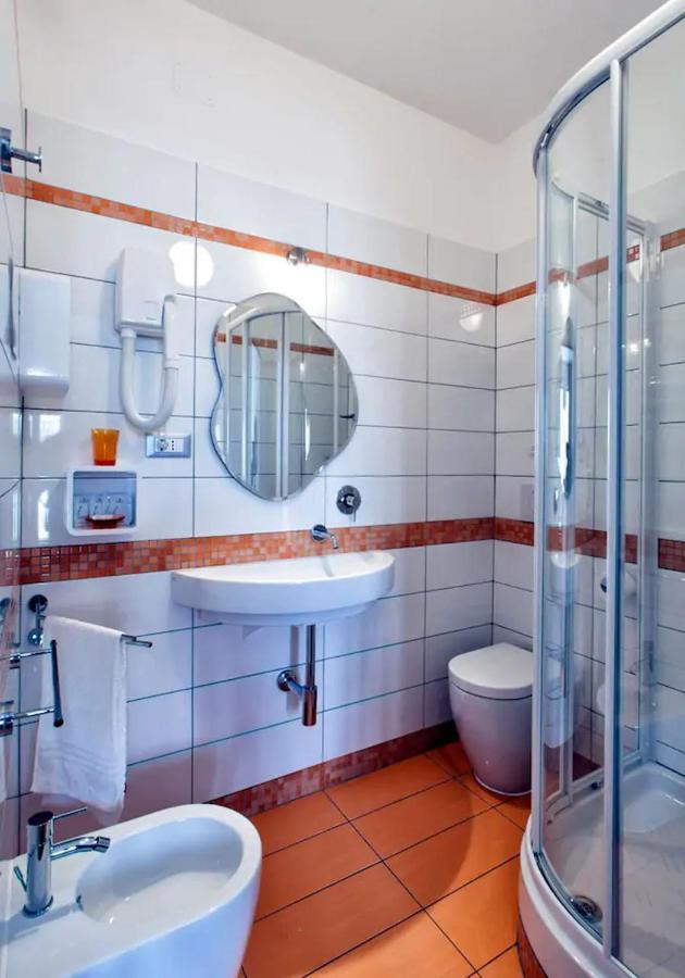 Zenzero & Cannella Boutique Rooms Trieste Eksteriør bilde